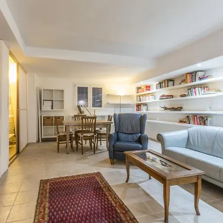 Apartment All'ombra Della Luna *